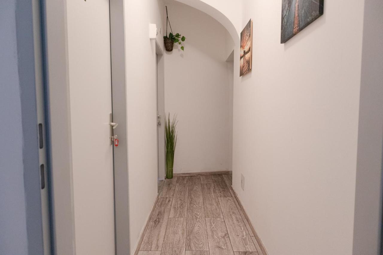 Cozy Room @ Hauptbahnhof - Well Situated & Central Vienna Exterior photo