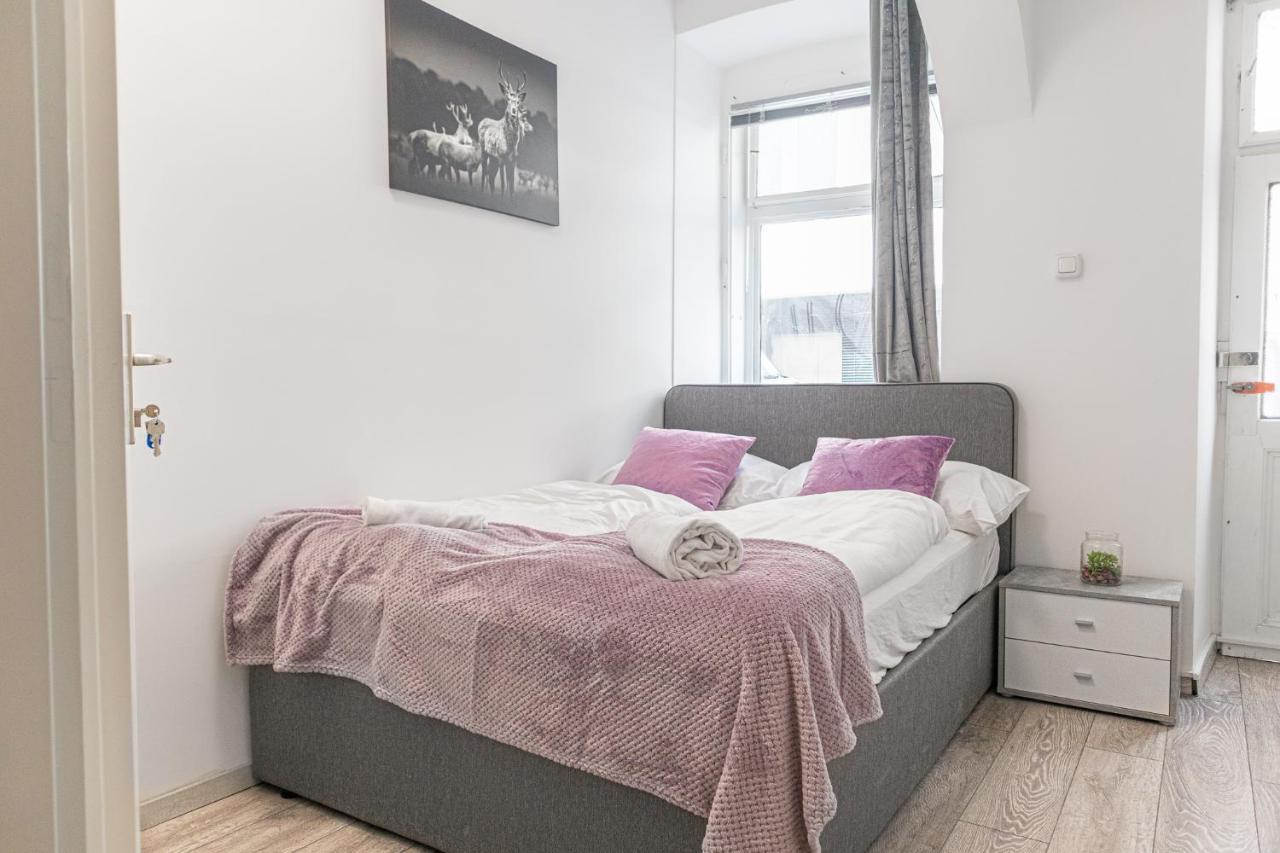 Cozy Room @ Hauptbahnhof - Well Situated & Central Vienna Exterior photo